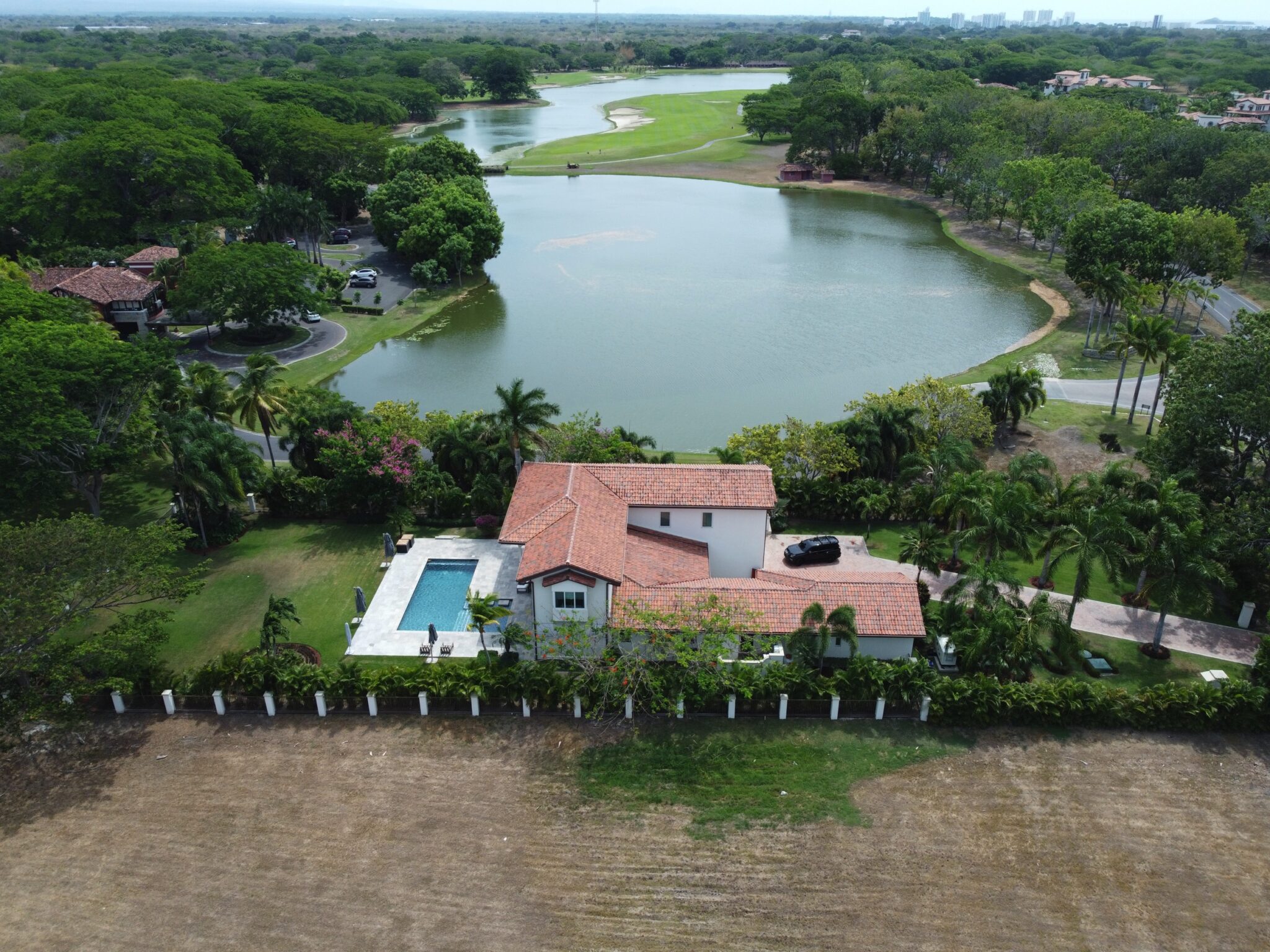 Try Panamá. Compra, Venta y Administración de Bienes Raíces. Apartamentos, Casas, Oficinas.