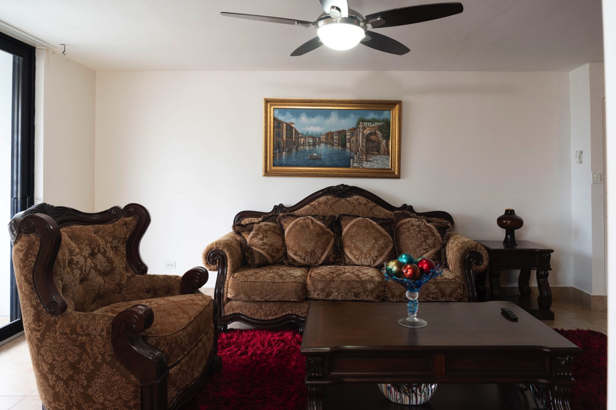 Try Panamá. PH Brisas de Marbella. Marbella está ubicada en el corazón de la ciudad. Panamá, Ciudad de Panamá, Bella Vista, Calle 47 Este y Avenida Balboa