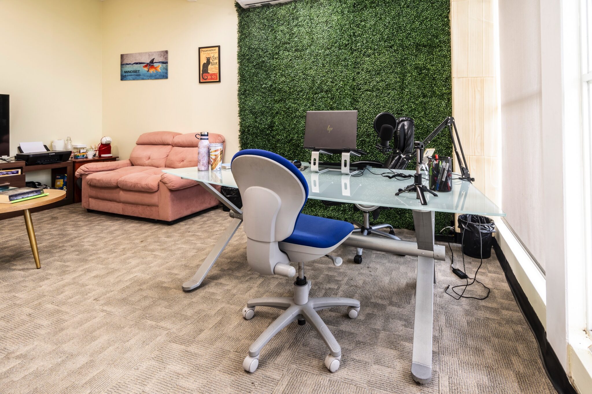 Try Panamá. Business Plaza Associates. Ubicado a 5 minutos de la Zona del Canal de Panamá, el Edificio de la Administración del Canal de Panamá, los Puertos de Panamá, la Ciudad del Saber. Corregimiento de Ancón, Urbanización Albrook Fields, Calle Avenida Omar Torrijos Herrera.