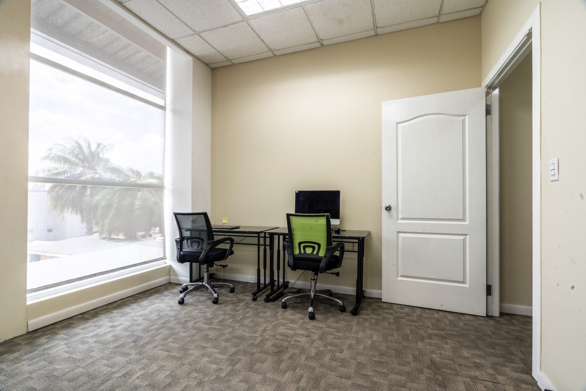 Try Panamá. Business Plaza Associates. Ubicado a 5 minutos de la Zona del Canal de Panamá, el Edificio de la Administración del Canal de Panamá, los Puertos de Panamá, la Ciudad del Saber. Corregimiento de Ancón, Urbanización Albrook Fields, Calle Avenida Omar Torrijos Herrera.