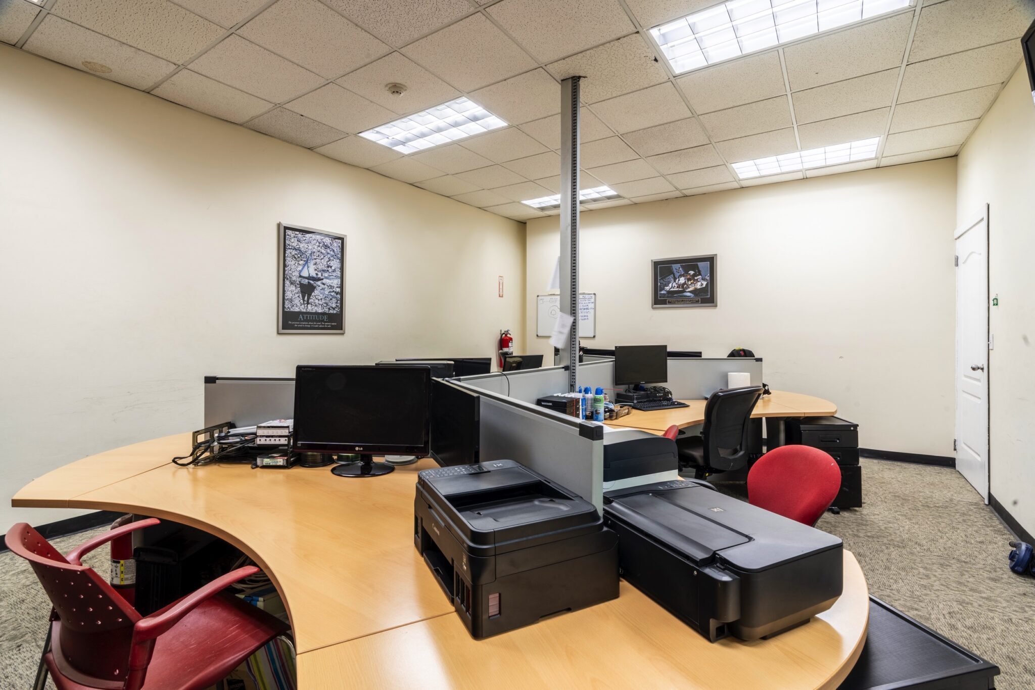 Try Panamá. Business Plaza Associates. Ubicado a 5 minutos de la Zona del Canal de Panamá, el Edificio de la Administración del Canal de Panamá, los Puertos de Panamá, la Ciudad del Saber. Corregimiento de Ancón, Urbanización Albrook Fields, Calle Avenida Omar Torrijos Herrera.