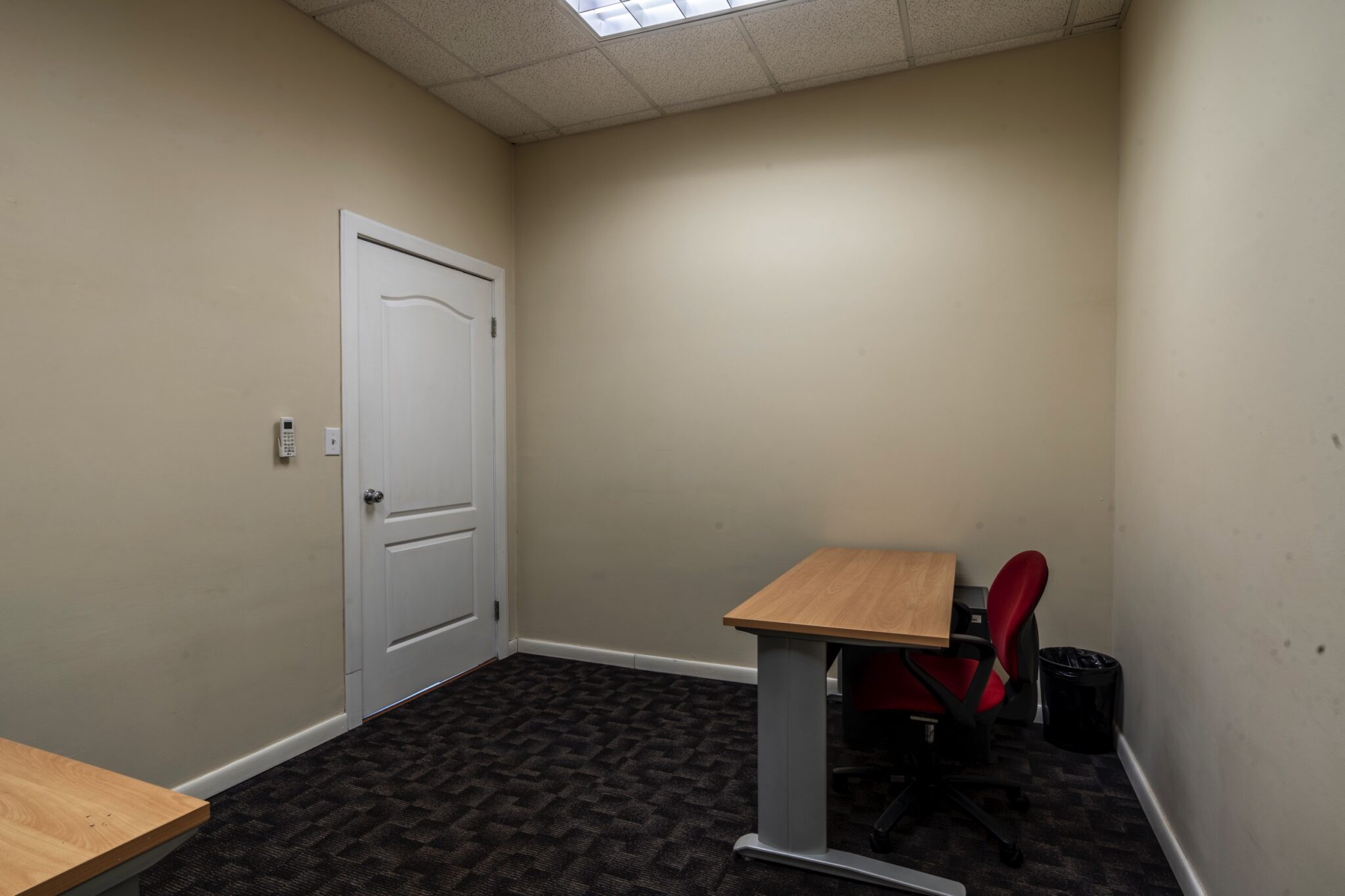 Try Panamá. Business Plaza Associates. Ubicado a 5 minutos de la Zona del Canal de Panamá, el Edificio de la Administración del Canal de Panamá, los Puertos de Panamá, la Ciudad del Saber. Corregimiento de Ancón, Urbanización Albrook Fields, Calle Avenida Omar Torrijos Herrera.