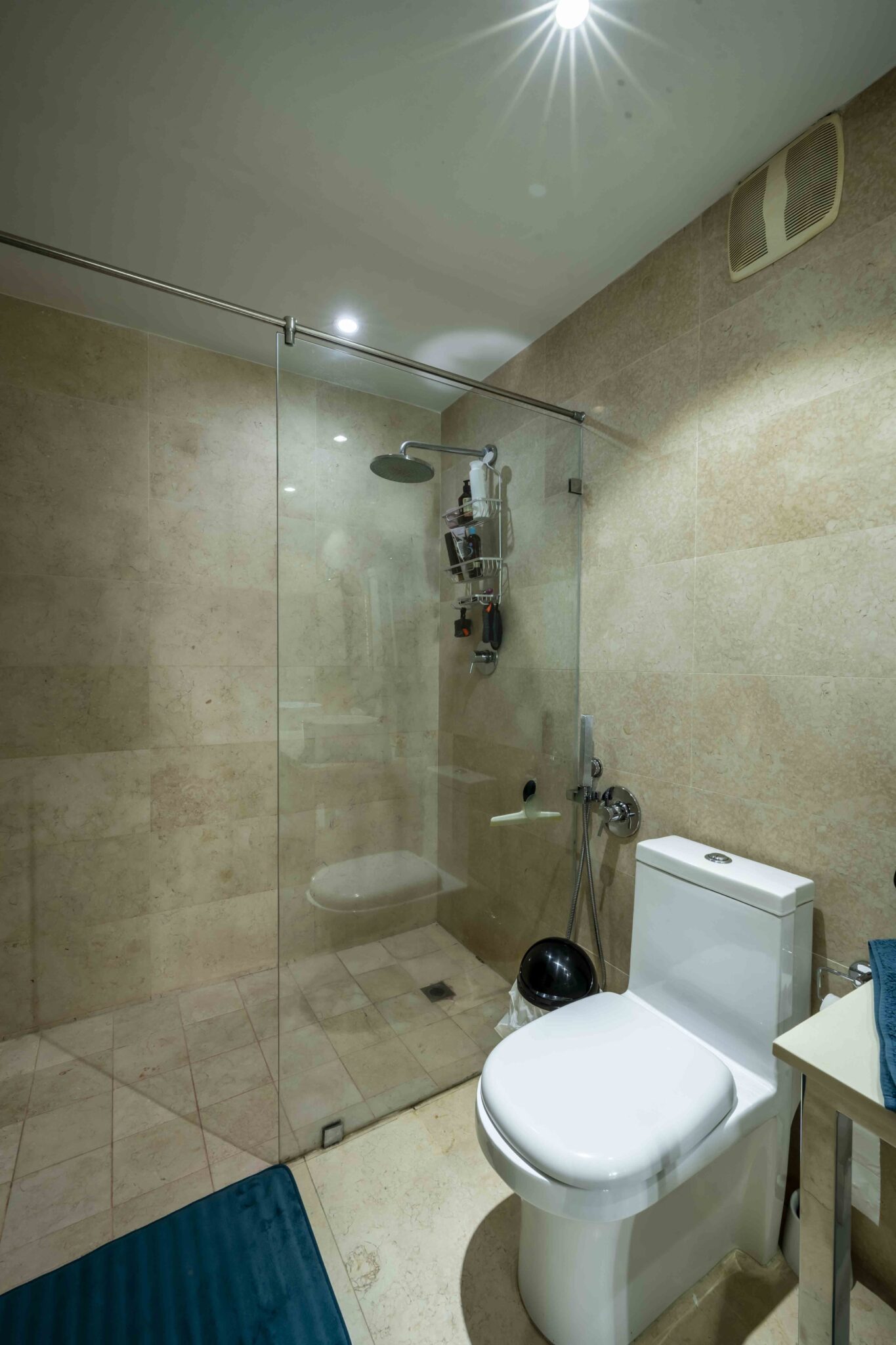 Yoo Panamá. Panamá, Ciudad de Panamá, Bella Vista, Avenida Balboa y Calle 54 Este. Tendrás acceso a los tres mejores restaurantes de la ciudad: Azahar, Filomena Cuisine y Blame Kiki. Además, estarás cerca de la Cinta Costera, centros comerciales, hospitales y centros de negocios. Try Panamá. Compra, Venta y Administración de Bienes Raíces. Apartamentos, Casas, Oficinas.