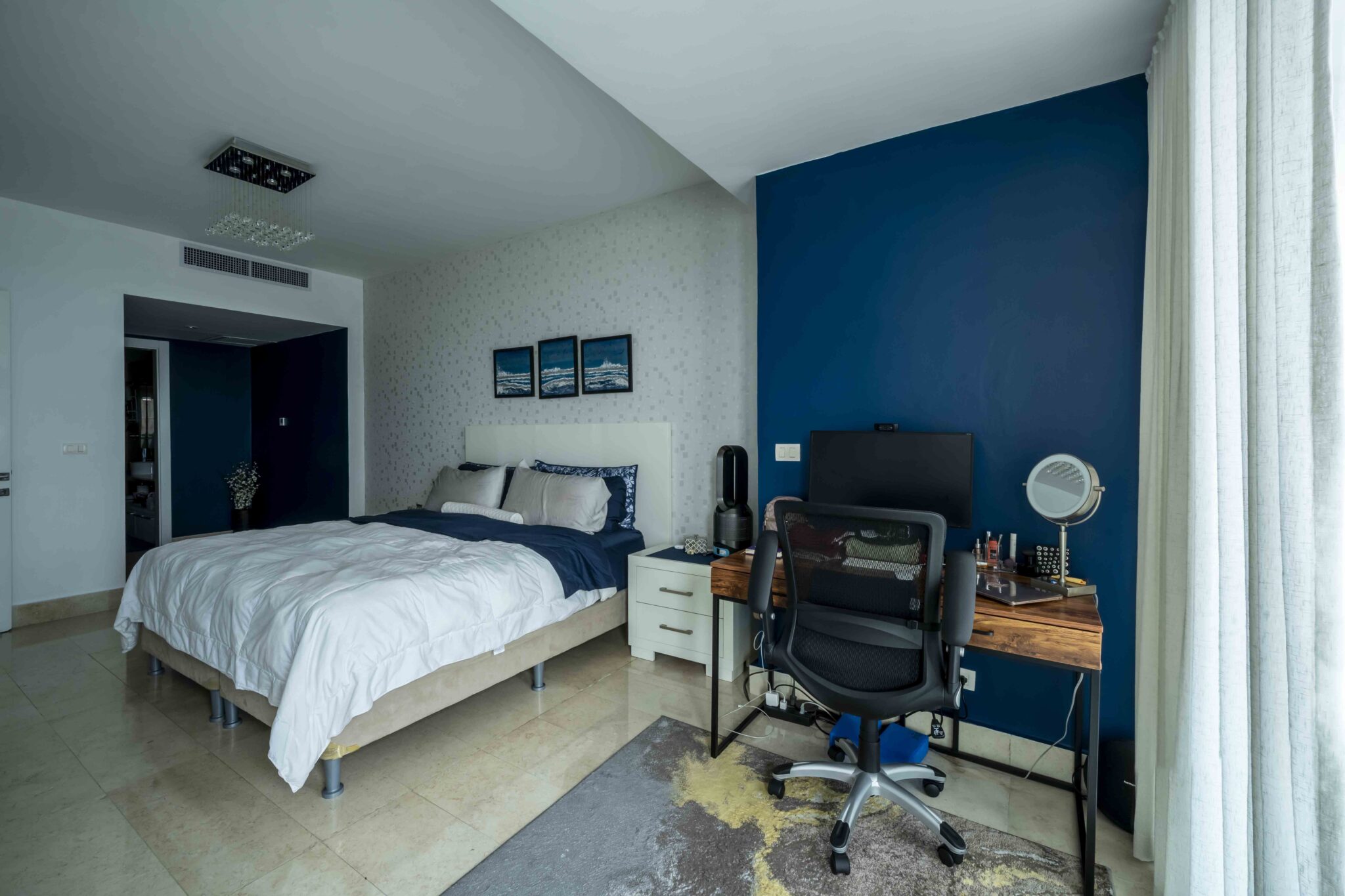 Yoo Panamá. Panamá, Ciudad de Panamá, Bella Vista, Avenida Balboa y Calle 54 Este. Tendrás acceso a los tres mejores restaurantes de la ciudad: Azahar, Filomena Cuisine y Blame Kiki. Además, estarás cerca de la Cinta Costera, centros comerciales, hospitales y centros de negocios. Try Panamá. Compra, Venta y Administración de Bienes Raíces. Apartamentos, Casas, Oficinas.