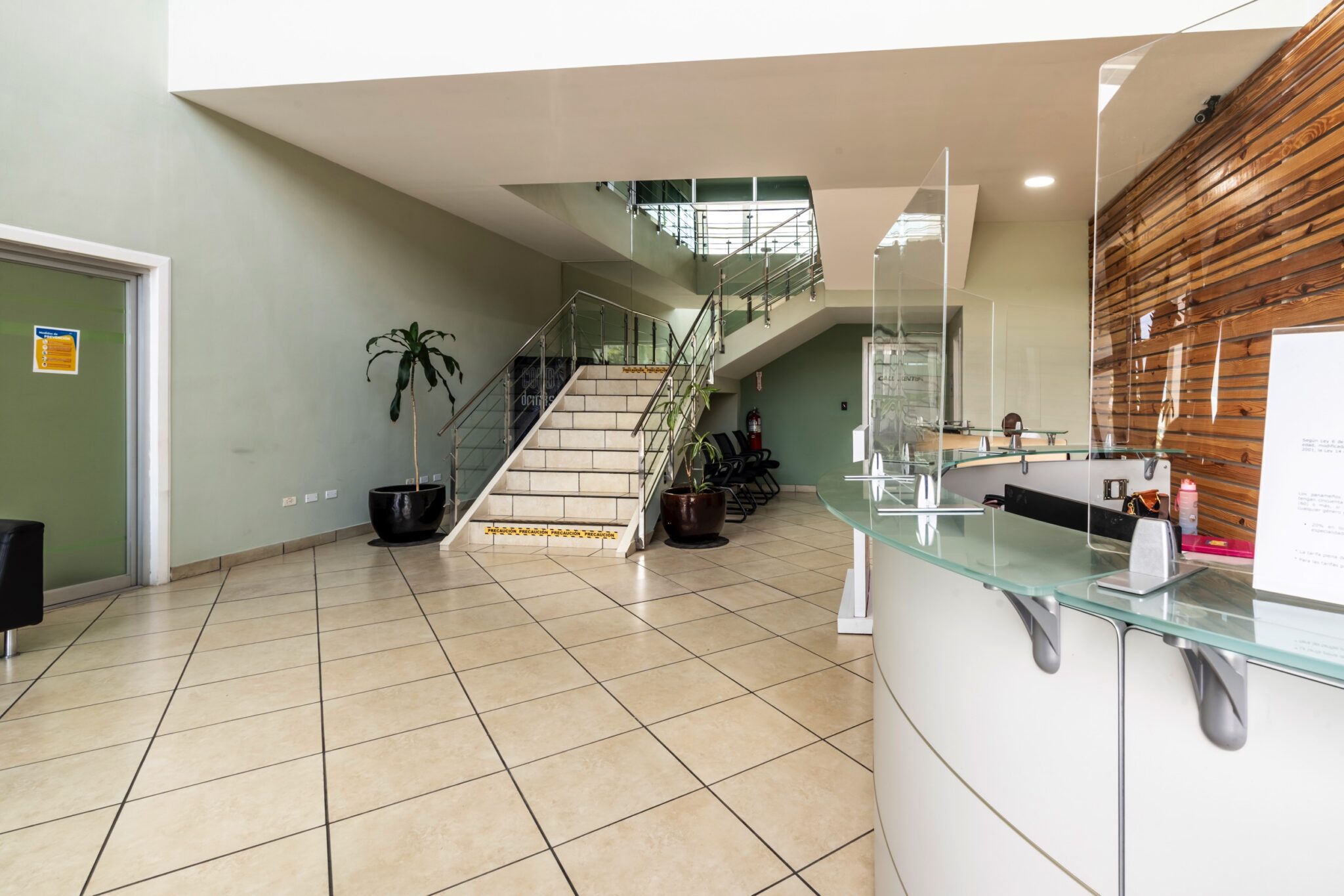 Try Panamá. Business Plaza Associates. Ubicado a 5 minutos de la Zona del Canal de Panamá, el Edificio de la Administración del Canal de Panamá, los Puertos de Panamá, la Ciudad del Saber. Corregimiento de Ancón, Urbanización Albrook Fields, Calle Avenida Omar Torrijos Herrera.