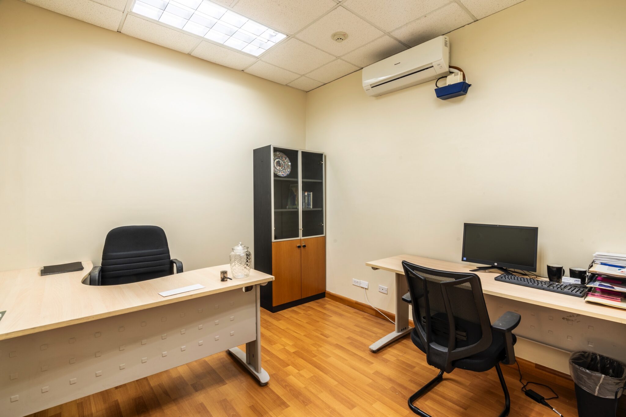 Try Panamá. Business Plaza Associates. Ubicado a 5 minutos de la Zona del Canal de Panamá, el Edificio de la Administración del Canal de Panamá, los Puertos de Panamá, la Ciudad del Saber. Corregimiento de Ancón, Urbanización Albrook Fields, Calle Avenida Omar Torrijos Herrera.