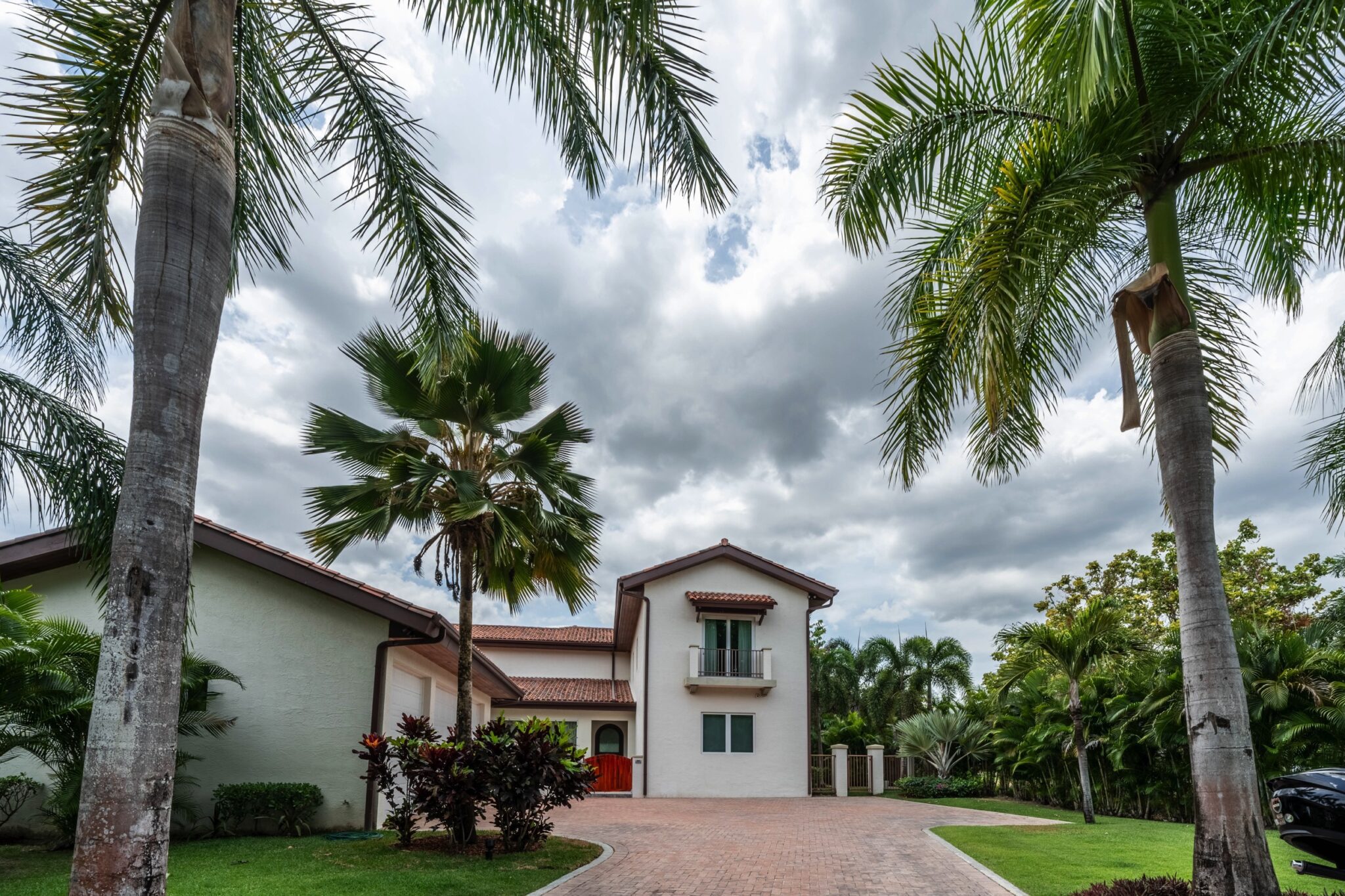 Try Panamá. Compra, Venta y Administración de Bienes Raíces. Apartamentos, Casas, Oficinas.