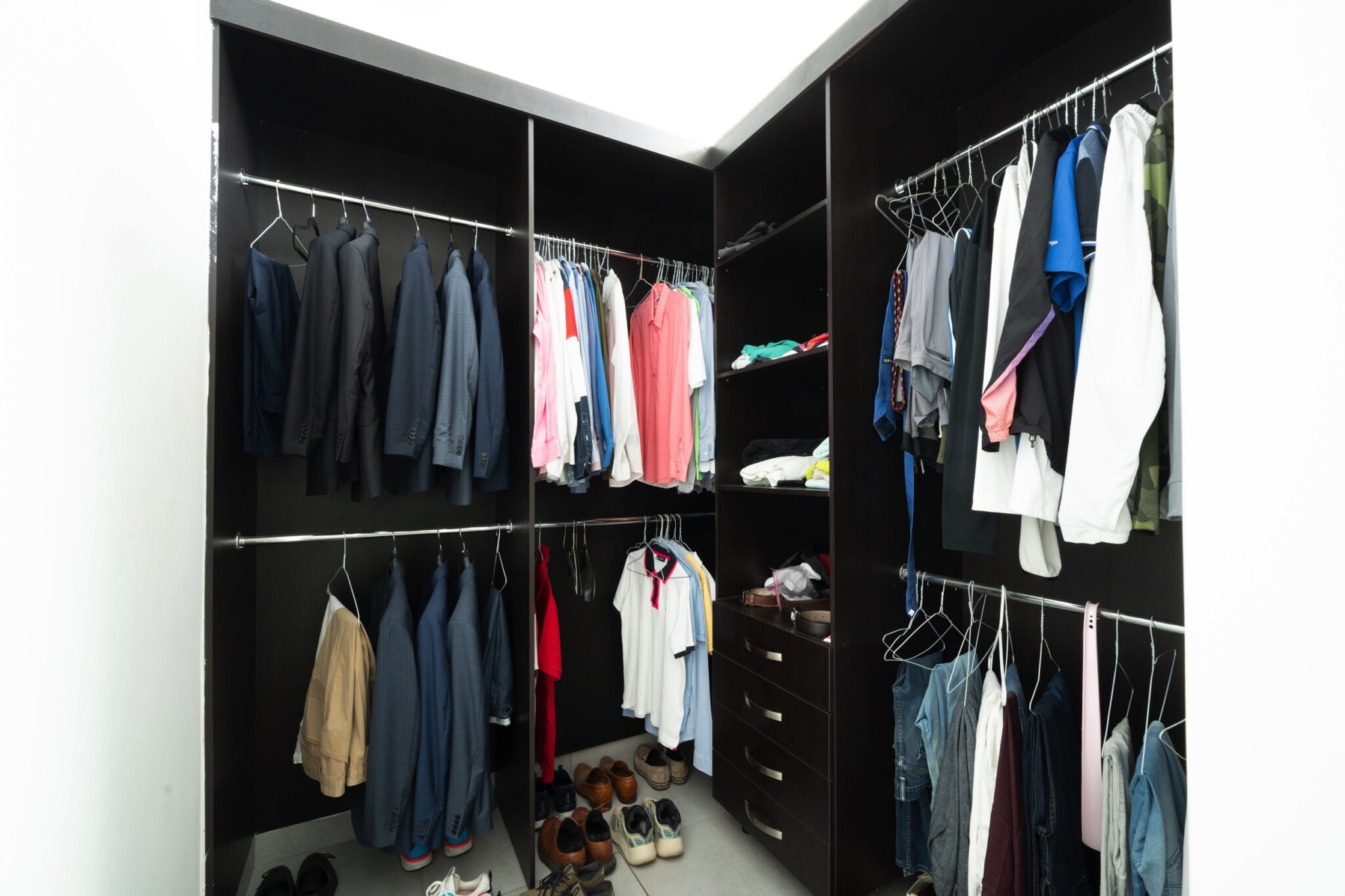 Try Panamá. PH Element. PH Element es un condominio boutique con impresionantes vistas al océano y a la ciudad de Panamá. Panamá, Ciudad de Panamá, Corregimiento de Calidonia, Ave. Balboa, P.H. Element