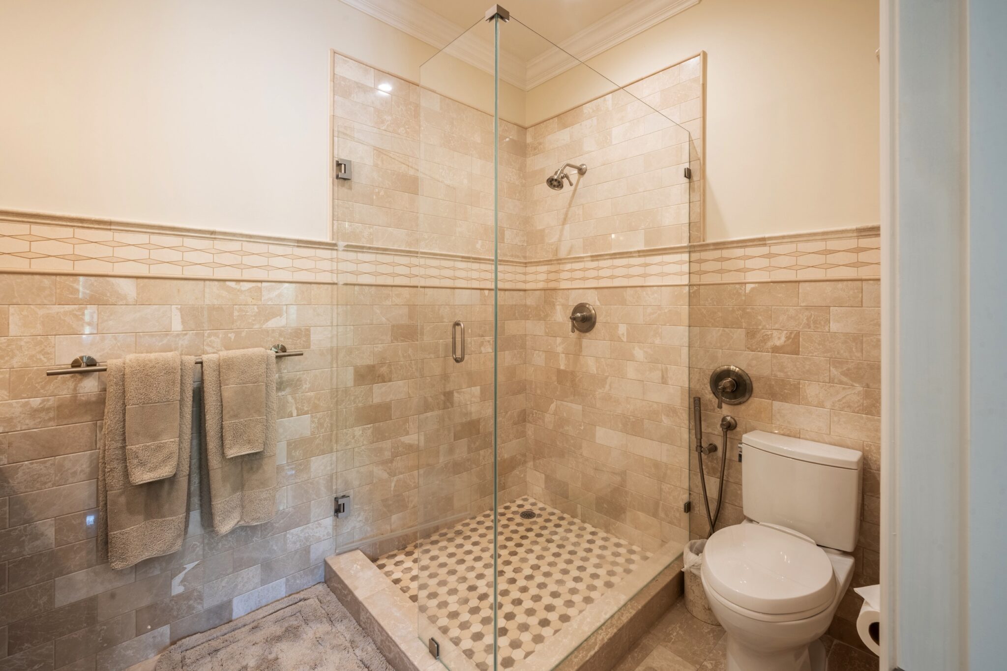 Try Panamá. Compra, Venta y Administración de Bienes Raíces. Apartamentos, Casas, Oficinas.